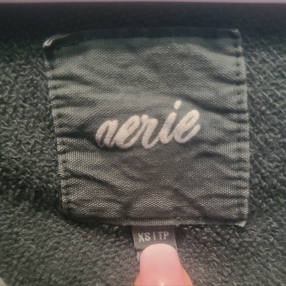 🐰Aerie Olive Green Hooded Pullover Sweater - Picture 2 of 5